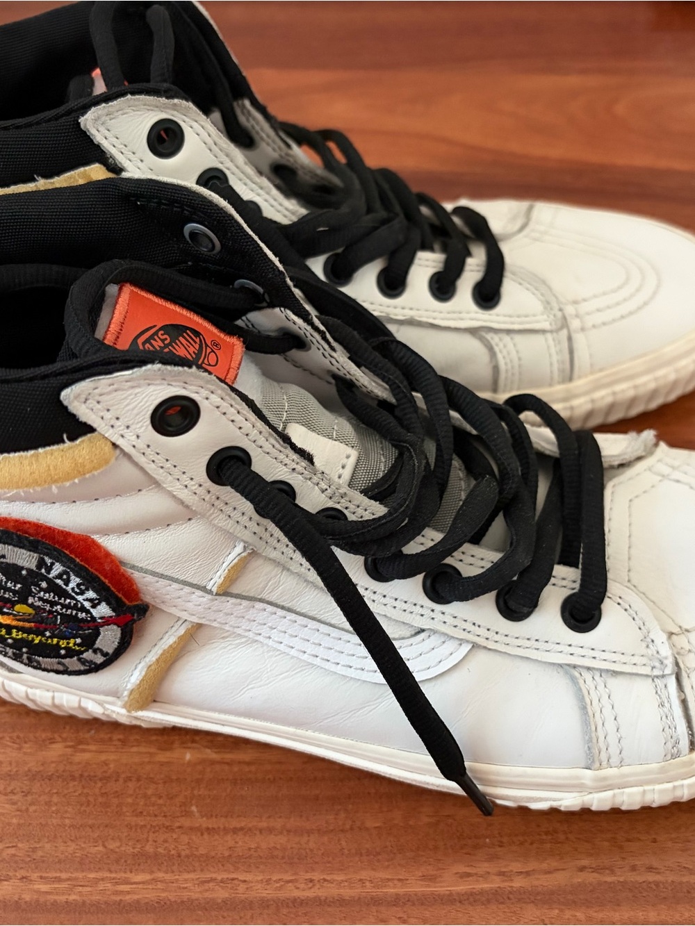 Vans Sk8-Hi 46 MTE DX x NASA Space Voyager 2018 Men's Size 10 White RARE - Picture 2 of 10